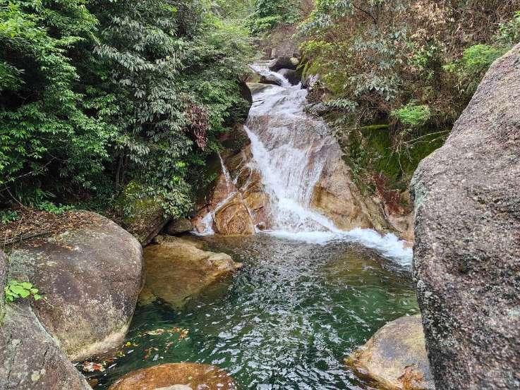 水浒传:大家担心高俅给梁山穿小鞋,鲁智深怒了,洒家锤死他知识星球,探索无限智慧