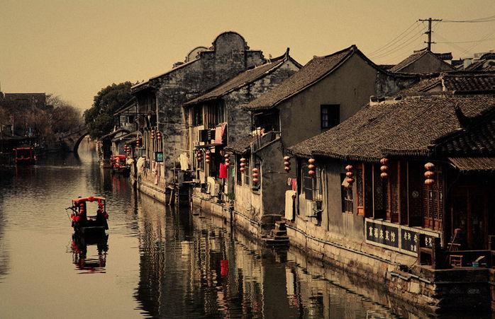 “青”眼最泉州丨寺门悠静倒莲花 古韵流传盈海涯