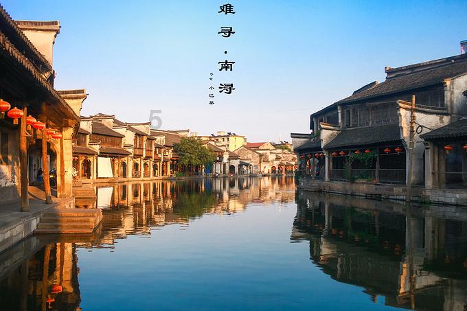 小宝贝打网球